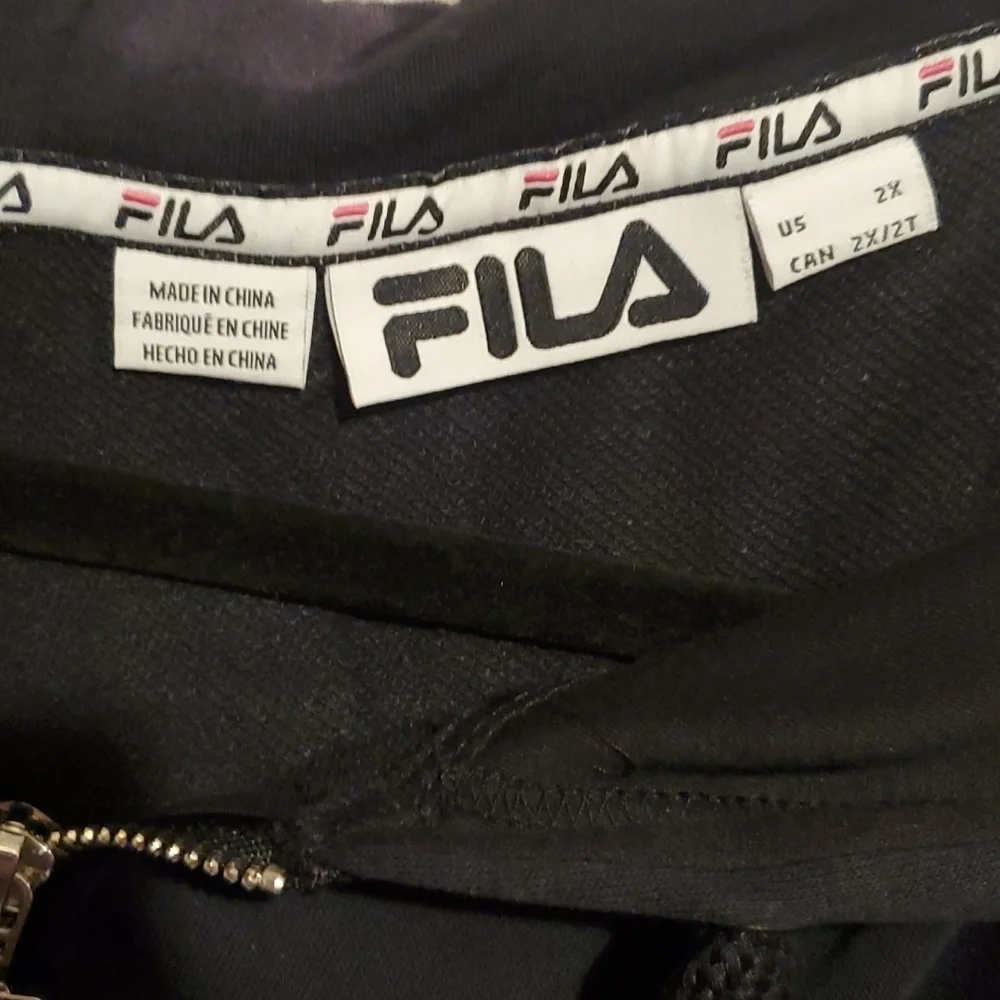 BOX#1 🔥NWT Fila zip hoodie.  approx length 28" P2P 26 1/2" - Picture 5 of 5
